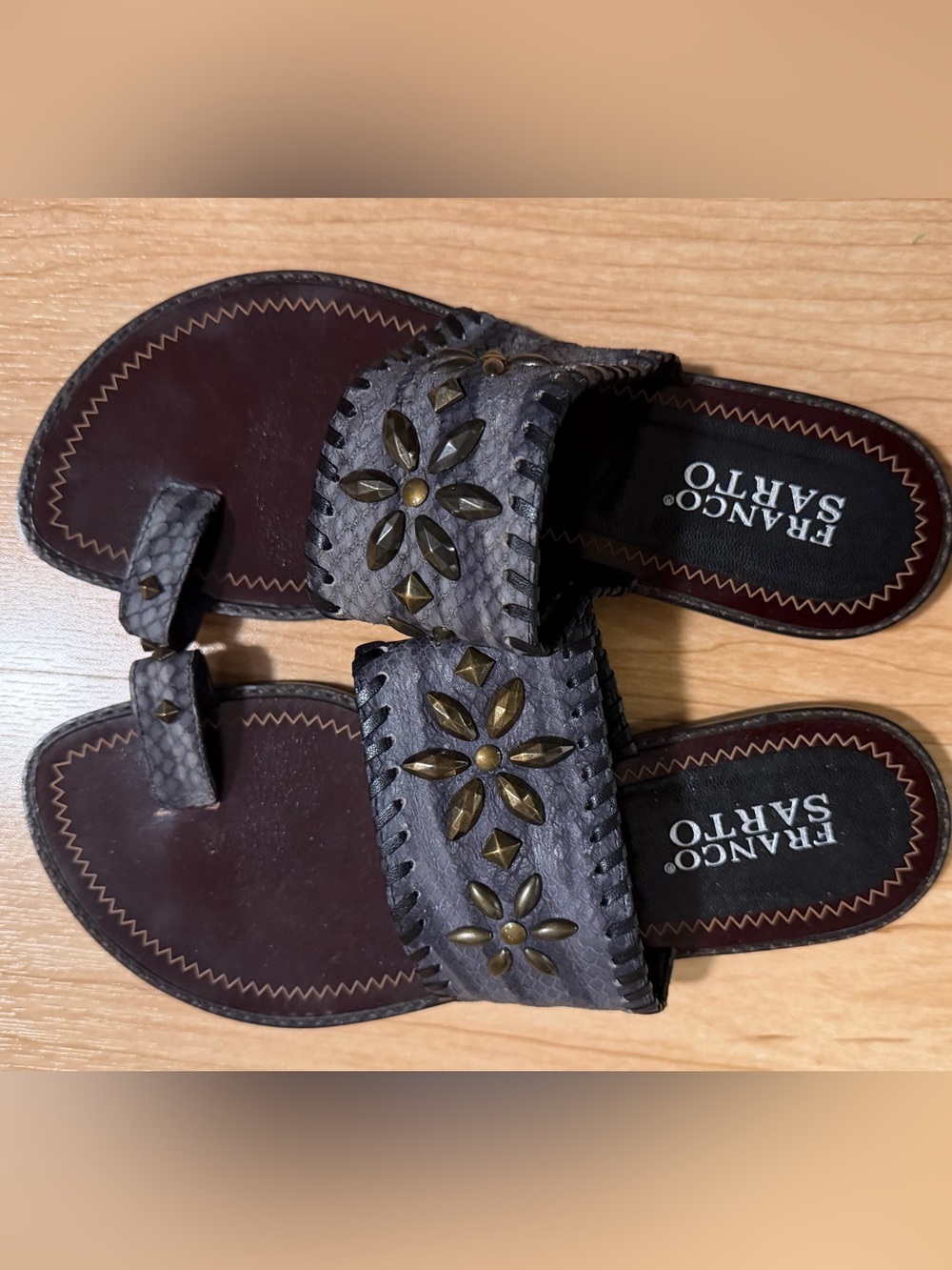 Franco Sarto Women’s Gray and Brass Embellished Boho Flat Slide Sandals Size 7